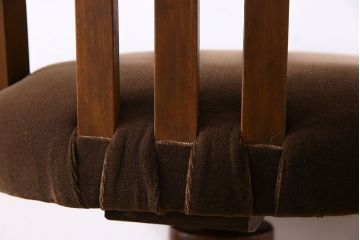 レトロ家具　レトロ　温かみのある色合いが魅力的な回転イス(チェア)