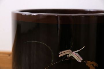 アンティーク雑貨　和製アンティーク　箱付き　螺鈿入り　上品な雰囲気漂う乾漆の火鉢2個セット