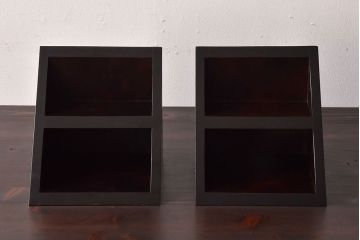 アンティーク雑貨　中古　北海道民芸家具　小さな飾り棚(花台、ディスプレイ台)2個セット