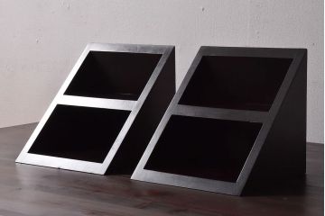 アンティーク雑貨　中古　北海道民芸家具　小さな飾り棚(花台、ディスプレイ台)2個セット
