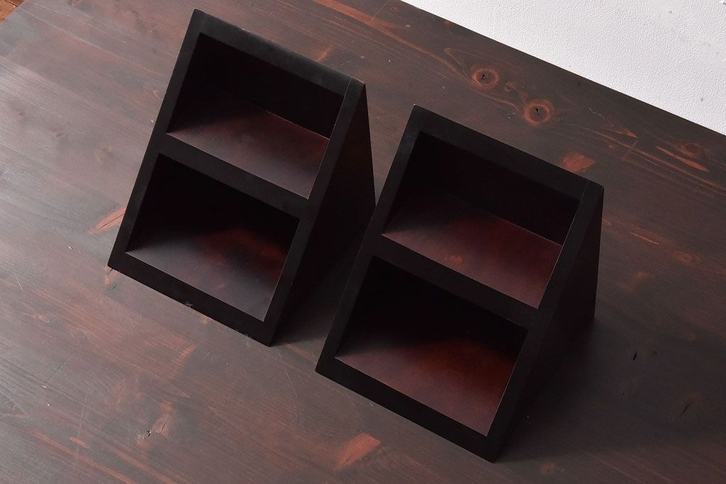 アンティーク雑貨　中古　北海道民芸家具　小さな飾り棚(花台、ディスプレイ台)2個セット