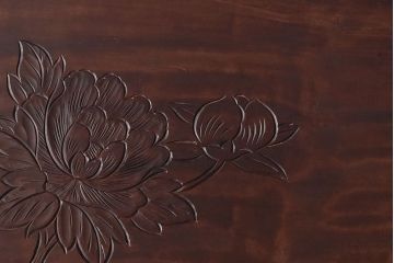 アンティーク雑貨　古民具・骨董　牡丹の彫刻がすてきな花台(飾り台)