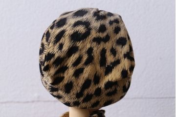 アンティーク雑貨　レトロ　赤いコートがかわらしい文化人形(置物、ディスプレイ雑貨)