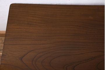 アンティーク家具　和製アンティーク　天板一枚板　ケヤキ材の木目が魅力的な鉄脚ローテーブル(サイドテーブル、カフェテーブル)