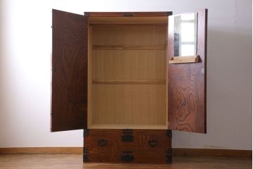 中古　伝統工芸　岩谷堂箪笥　上質なワードローブ(洋服タンス、洋服箪笥)(定価60万円)