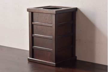 アンティーク雑貨　中古　北海道民芸家具　シックな色合いの屑箱(ごみ箱)(1)