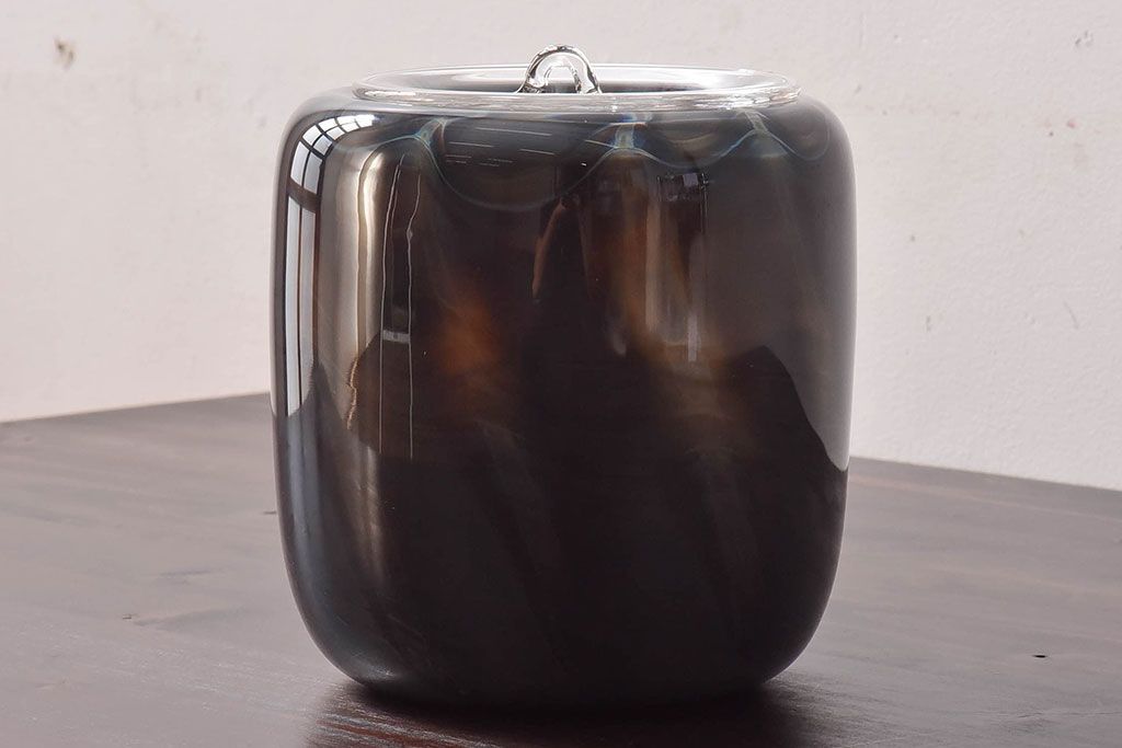 アンティーク雑貨　由水常雄　滑らかな色と質感が美しい　銀燿ガラス水指(埋木)