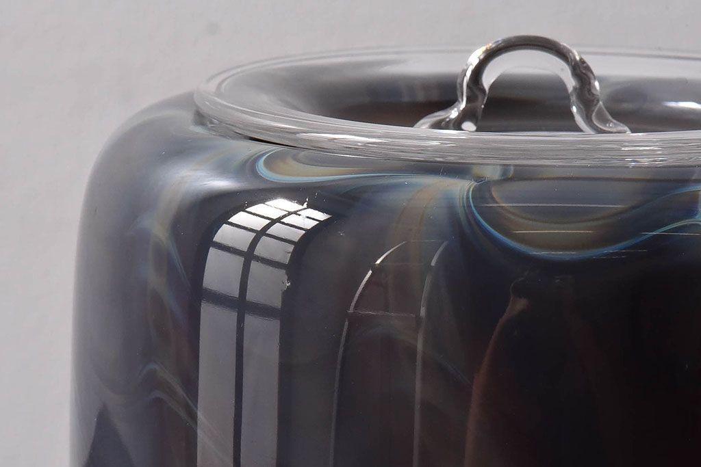 アンティーク雑貨　由水常雄　滑らかな色と質感が美しい　銀燿ガラス水指(埋木)