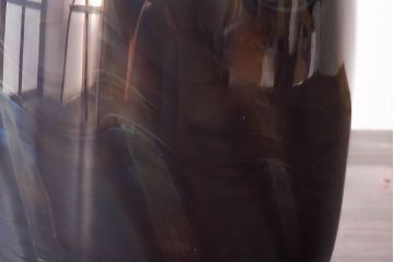 アンティーク雑貨　由水常雄　滑らかな色と質感が美しい　銀燿ガラス水指(埋木)