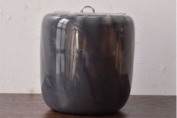 アンティーク雑貨　由水常雄　滑らかな色と質感が美しい　銀燿ガラス水指(埋木)