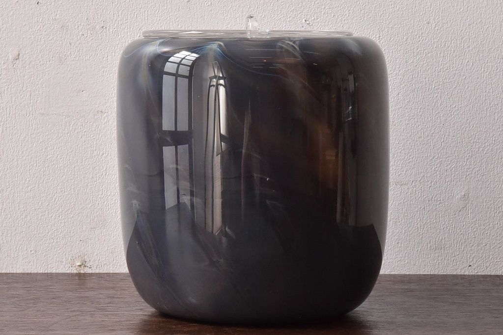 アンティーク雑貨　由水常雄　滑らかな色と質感が美しい　銀燿ガラス水指(埋木)