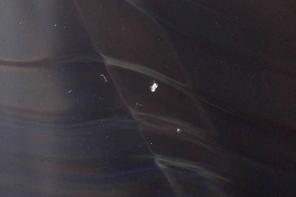 アンティーク雑貨　由水常雄　滑らかな色と質感が美しい　銀燿ガラス水指(埋木)