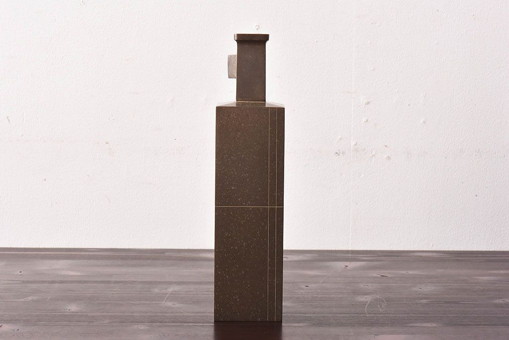 アンティーク雑貨　【H様ご成約済み・ご決済用】蓮田修吾郎　朧銀　一輪生　スタイリッシュなデザインの花瓶(文化勲章、受章)