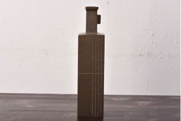 アンティーク雑貨　【H様ご成約済み・ご決済用】蓮田修吾郎　朧銀　一輪生　スタイリッシュなデザインの花瓶(文化勲章、受章)