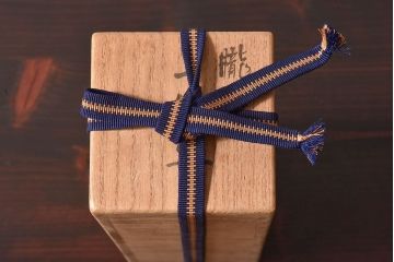 アンティーク雑貨　【H様ご成約済み・ご決済用】蓮田修吾郎　朧銀　一輪生　スタイリッシュなデザインの花瓶(文化勲章、受章)