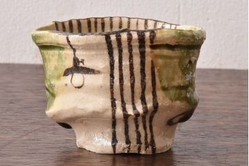 アンティーク雑貨　骨董　鈴木五郎　絵織部　ぐいのみ(ぐい呑み)・箱付き