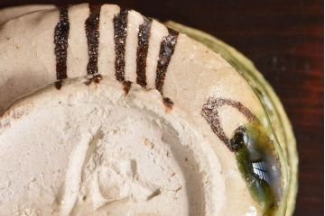 アンティーク雑貨　骨董　鈴木五郎　絵織部　ぐいのみ(ぐい呑み)・箱付き