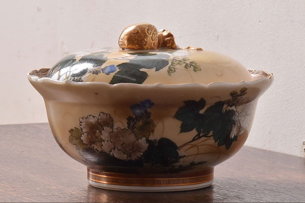 明治骨董鉢 古い重高台の菓子鉢 九谷銘　綺麗な　金彩錦　鶴と松絵　美術 送料無料 明治骨董鉢 古い重高台の菓子鉢 九谷銘 綺麗な 金彩錦 鶴