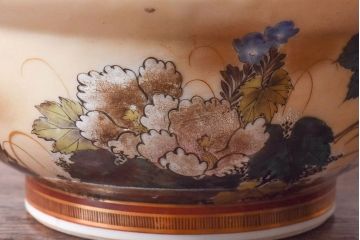 アンティーク雑貨　古民具・骨董　明治期　久谷色絵　金彩　華やかな蓋付き菓子鉢