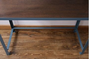 ラフジュオリジナル　落ち着いた色合いのアイアンラック(飾り棚、陳列棚)