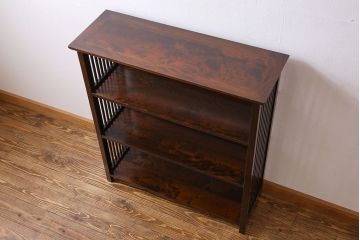 中古　松本民芸家具　深みのある色合いでシックな雰囲気漂う書棚(本棚、飾り棚)