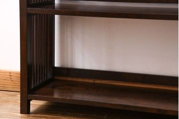 中古　松本民芸家具　深みのある色合いでシックな雰囲気漂う書棚(本棚、飾り棚)