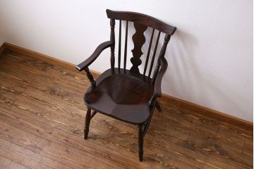 中古　北海道民芸家具　絶版品　シックで品のあるデザインのアームチェア(椅子、ダイニングチェア)