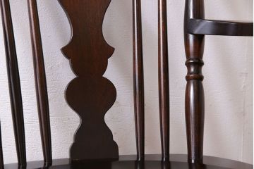 中古　北海道民芸家具　絶版品　シックで品のあるデザインのアームチェア(椅子、ダイニングチェア)