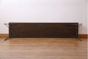 レトロ家具　昭和レトロ　天板一枚板　木の質感が味わい深い朴の木の鉄脚テーブル(飾り台)