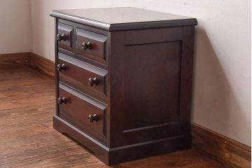 中古　北海道民芸家具　絶版品　赤みがかった色合いが魅力的な小引き出し(整理箱、チェスト)(2)