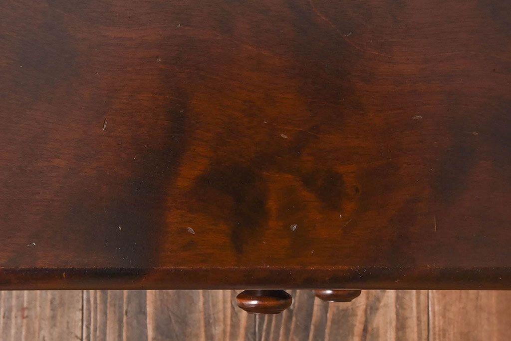 中古　北海道民芸家具　絶版品　赤みがかった色合いが魅力的な小引き出し(整理箱、チェスト)(2)