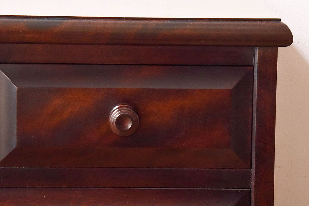 中古　北海道民芸家具　絶版品　赤みがかった色合いが魅力的な小引き出し(整理箱、チェスト)(2)