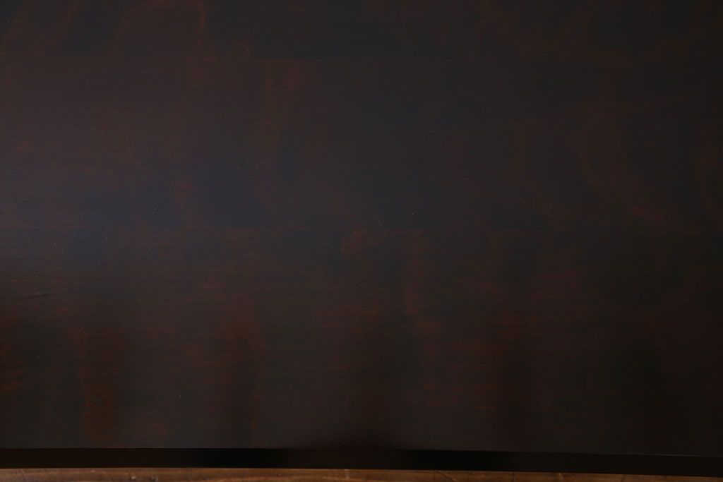 中古　北海道民芸家具　濃い色合いと滑らかな質感が魅力的なセンターテーブル(リビングテーブル)