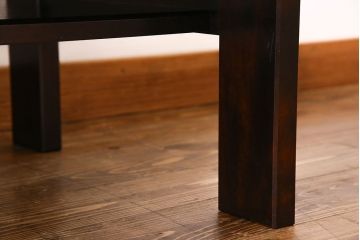 中古　北海道民芸家具　濃い色合いと滑らかな質感が魅力的なセンターテーブル(リビングテーブル)