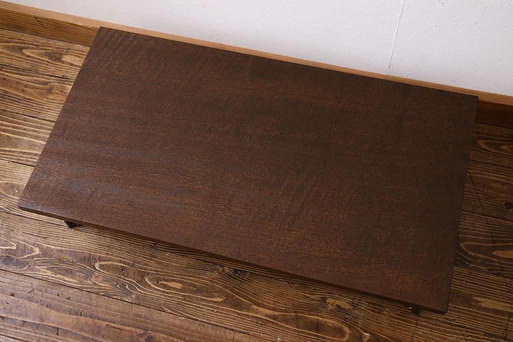 アンティーク家具　和製アンティーク　古い木の鉄脚ローテーブル(飾り台、テレビ台)(1)