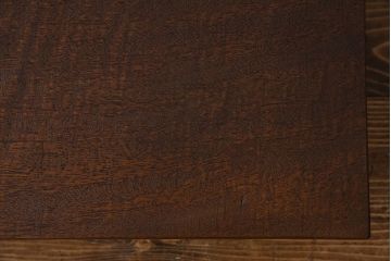 アンティーク家具　和製アンティーク　古い木の鉄脚ローテーブル(飾り台、テレビ台)(1)