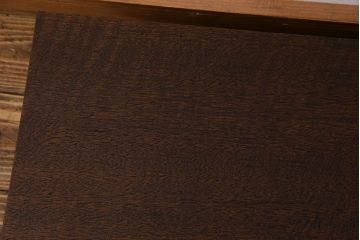 アンティーク家具　和製アンティーク　古い木の鉄脚ローテーブル(飾り台、テレビ台)(1)