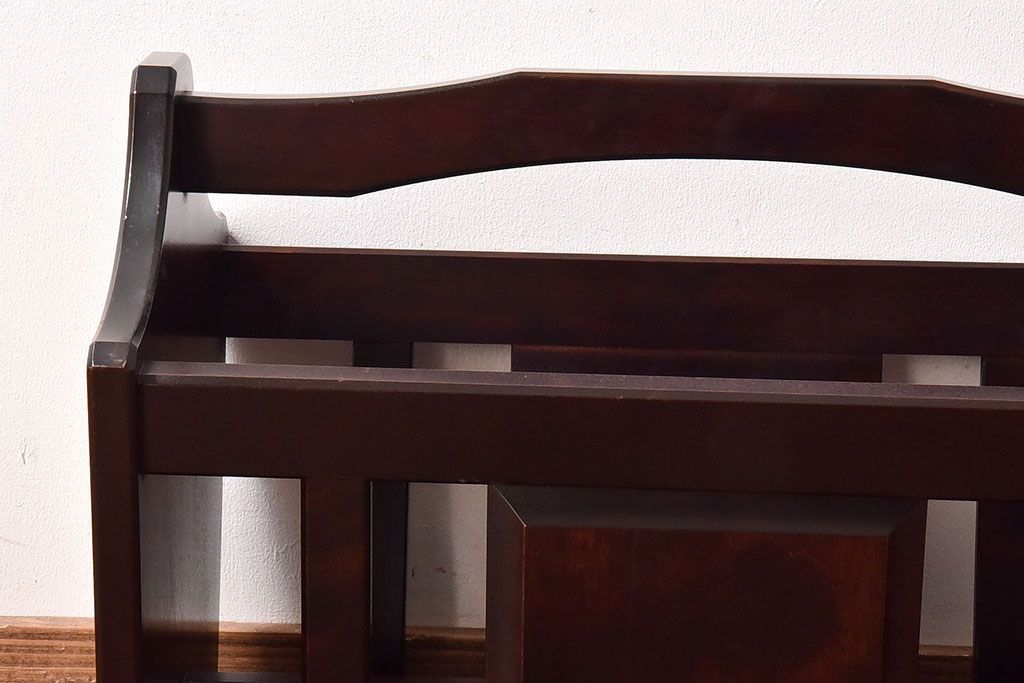 中古　北海道民芸家具　シックな雰囲気漂うマガジンラック