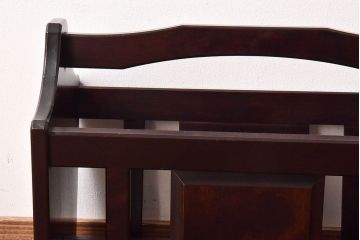 中古　北海道民芸家具　シックな雰囲気漂うマガジンラック