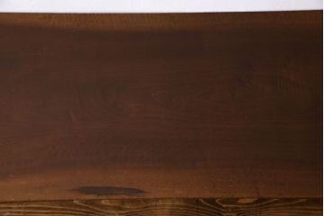 アンティーク家具　和製アンティーク　古い朴ノ木材の鉄脚ローテーブル(飾り台)