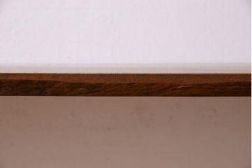 アンティーク家具　和製アンティーク　古い朴ノ木材の鉄脚ローテーブル(飾り台)