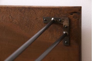 アンティーク家具　和製アンティーク　古い朴ノ木材の鉄脚ローテーブル(飾り台)