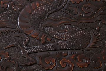 中古美品　軽井沢彫り　特注品!龍の図・ローテーブル(座卓、センターテーブル)