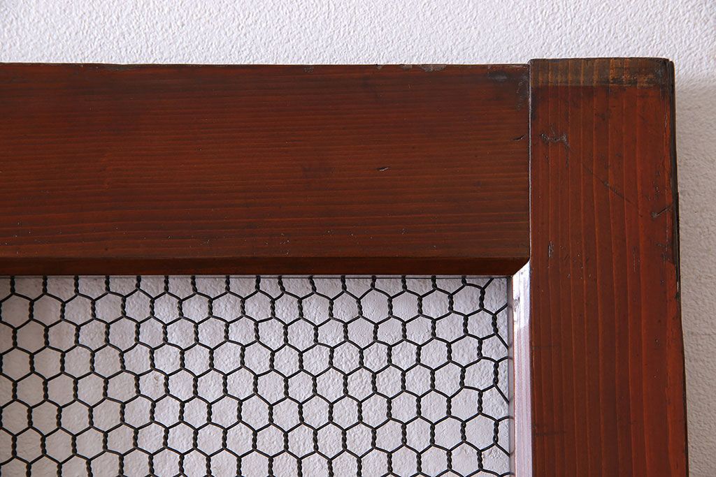 和製アンティーク　古いヒノキ材の升目蔵戸(引き戸、建具、玄関戸)