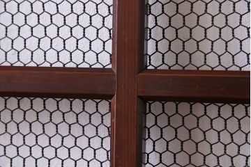 和製アンティーク　古いヒノキ材の升目蔵戸(引き戸、建具、玄関戸)