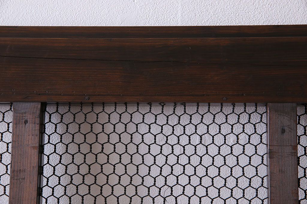 和製アンティーク　古いヒノキ材の升目蔵戸(引き戸、建具、玄関戸)