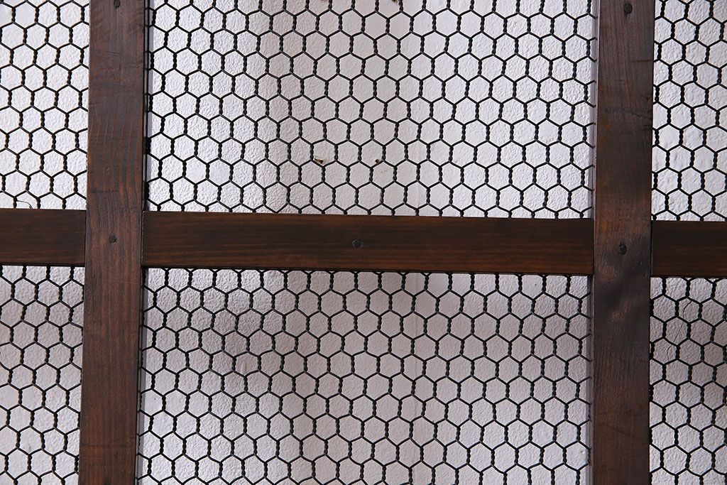 和製アンティーク　古いヒノキ材の升目蔵戸(引き戸、建具、玄関戸)