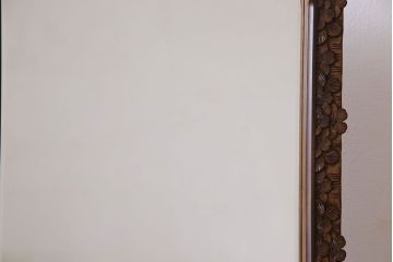 アンティーク雑貨　中古　伝統工芸　軽井沢彫り　桜　彫刻が目を引く姿見(鏡、ミラー)