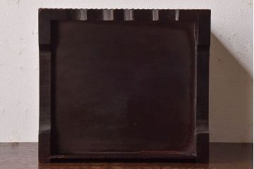 中古　木製　卓上にも使えるシックな彫刻入り小引き出し(小物収納)