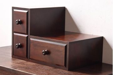 中古　北海道民芸家具　滑らかな木の質感が魅力的な面白小箱(小引き出し)(1)